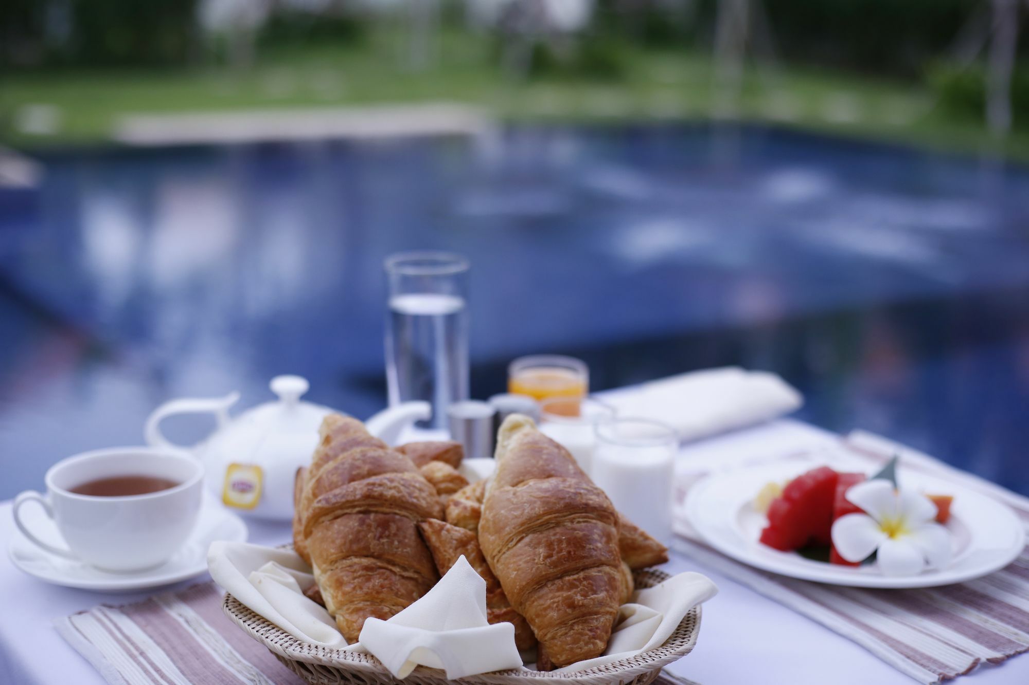 The Embassy Angkor & 5* Siem Reap