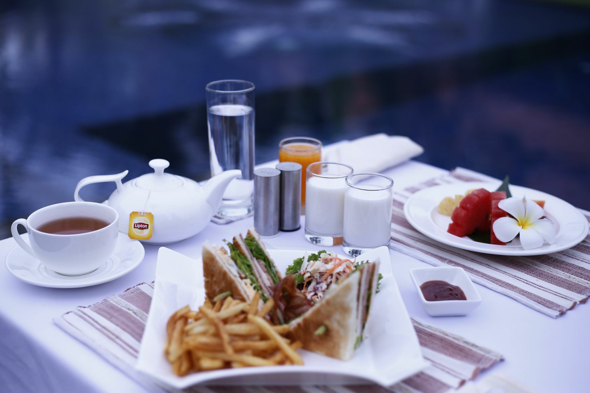 The Embassy Angkor & 5*