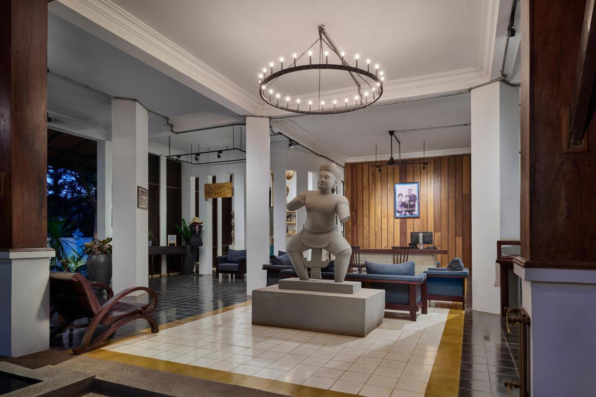 The Embassy Angkor & Ciudad de Siem Riep