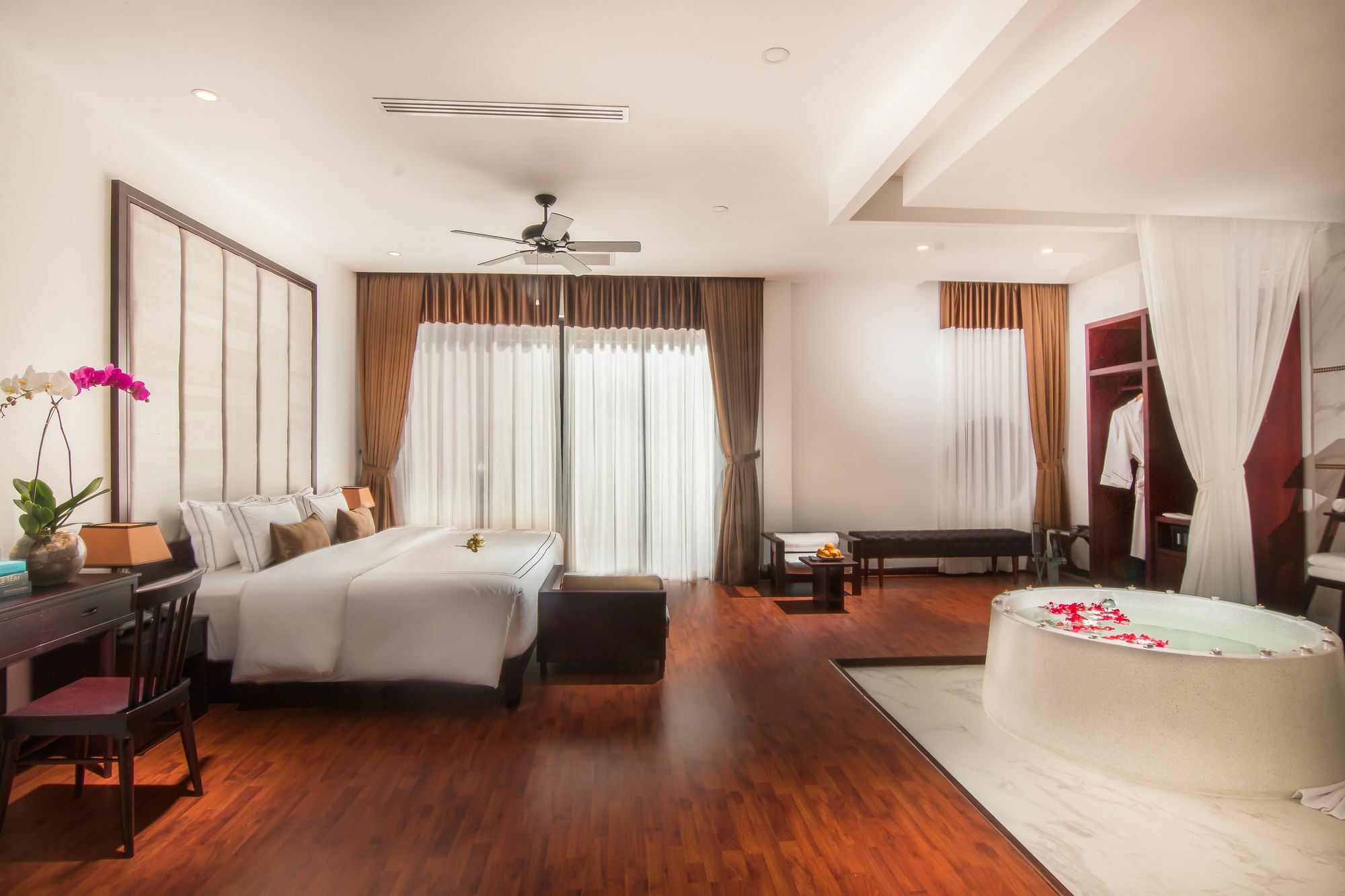 The Embassy Angkor &